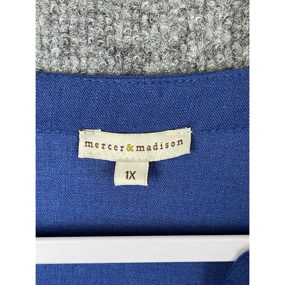 Mercer & Madison Linen/Rayon Shirt Short Sleeve V-Neck Blue Size 1X - Picture 2 of 8